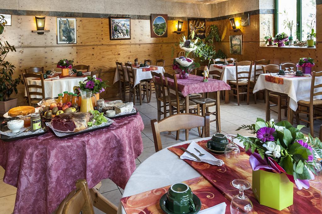 Hotel De France Chaudeyrac Экстерьер фото